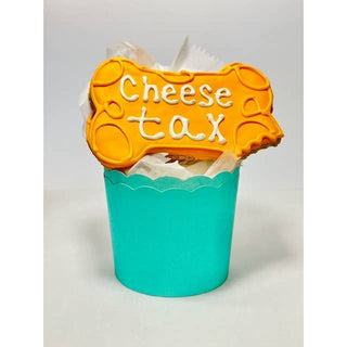 Snack Tariff Cookie bone-shaped orange cookie with Cheese tax icing in turquoise pet cup
