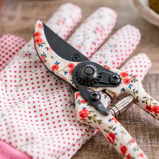 Gardening set, 2-piece, red floral fabric-wrapped pruning shears with polka-dot gloves