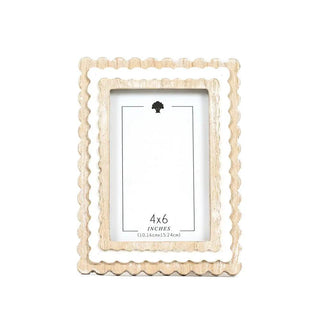 Wood scallop photo frame set, natural wood with white inner border, 2 frames for 4x6 photos