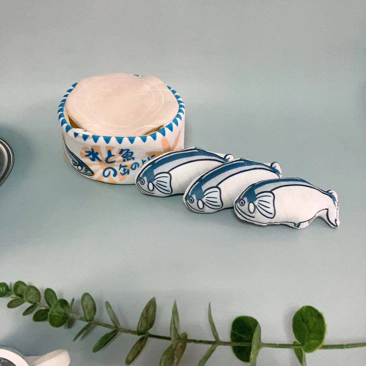 Moo - Fish Can Catnip Toy Cheerhunting White
