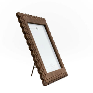 Wood scalloped photo frame for 8x10 photos, espresso finish