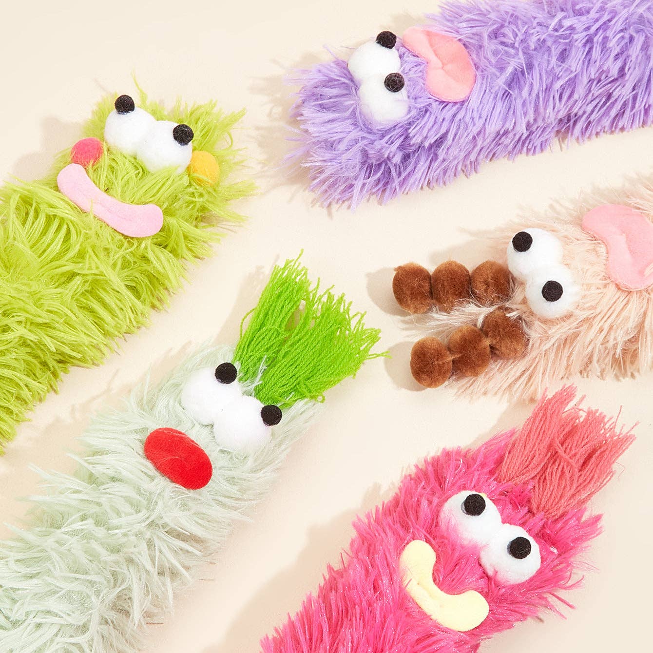 Moo - Fluffy Plush Caterpillar Cat Toy – Soft & Interactive Cheerhunting