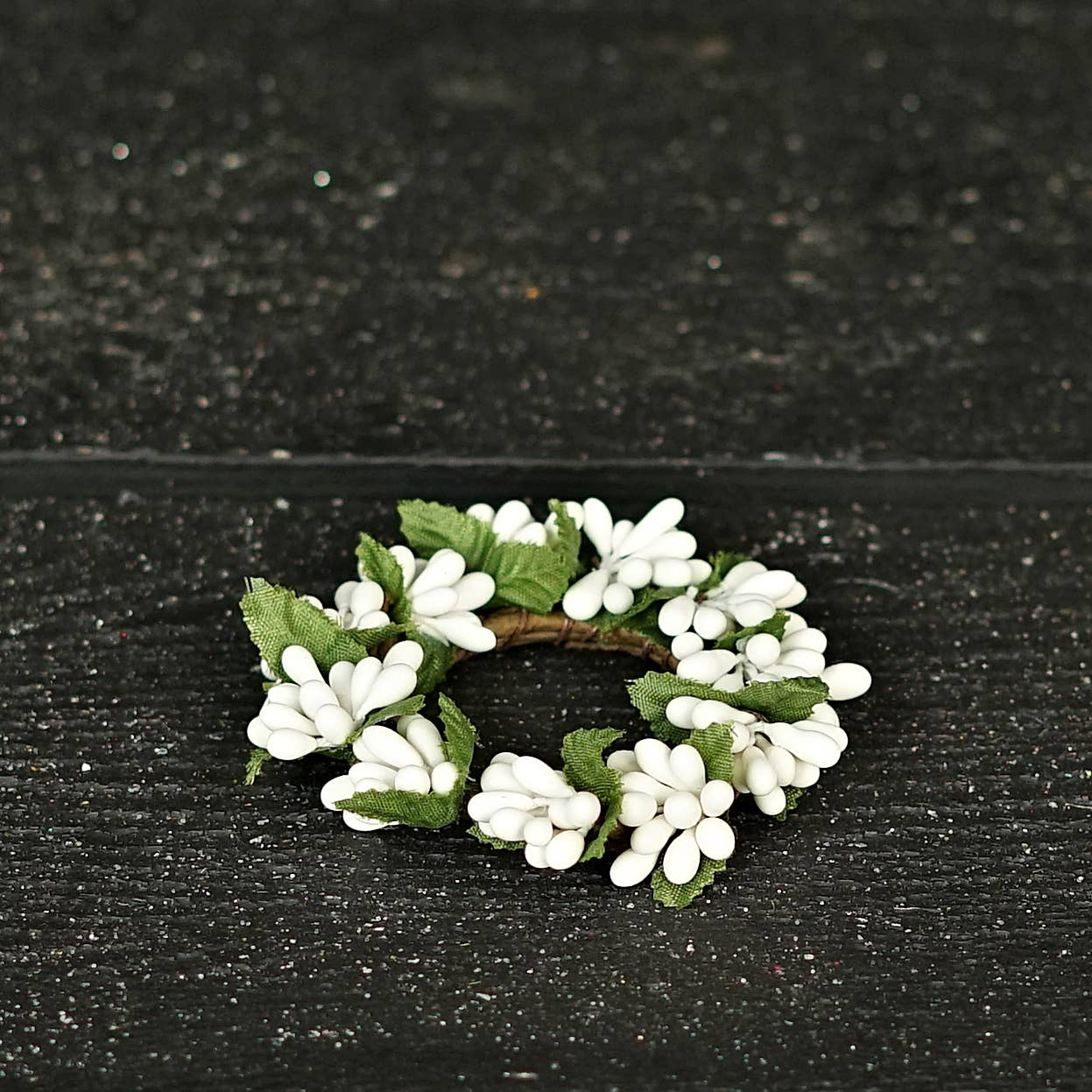 .5in Pip Berry Taper/Napkin Ring White Impressive Enterprises, Inc.