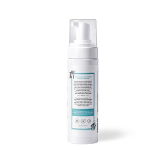Pet Pawsitively Fresh rinse-free deodorizing shampoo bottle, white plastic, 6 oz foaming formula