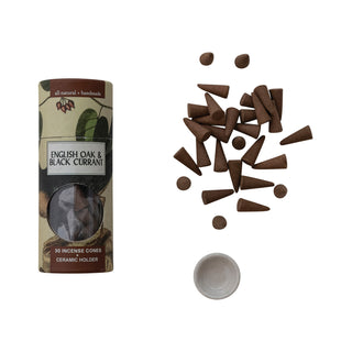 Incense cone set with ceramic holder; 30 brown English Oak & Black Currant scented cones