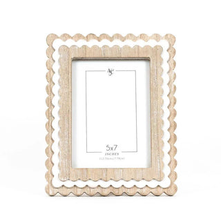 Wood scallop photo frame for 5x7 photos; natural wood with white inner scalloped border