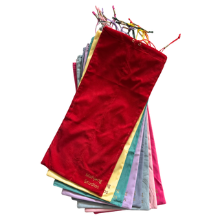 Red Mahjong rack storage bag for 17.5–20 inch racks with multicolor lining and drawstrings