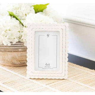 Wood scallop photo frame, white, for 4x6 pictures with layered edge design.