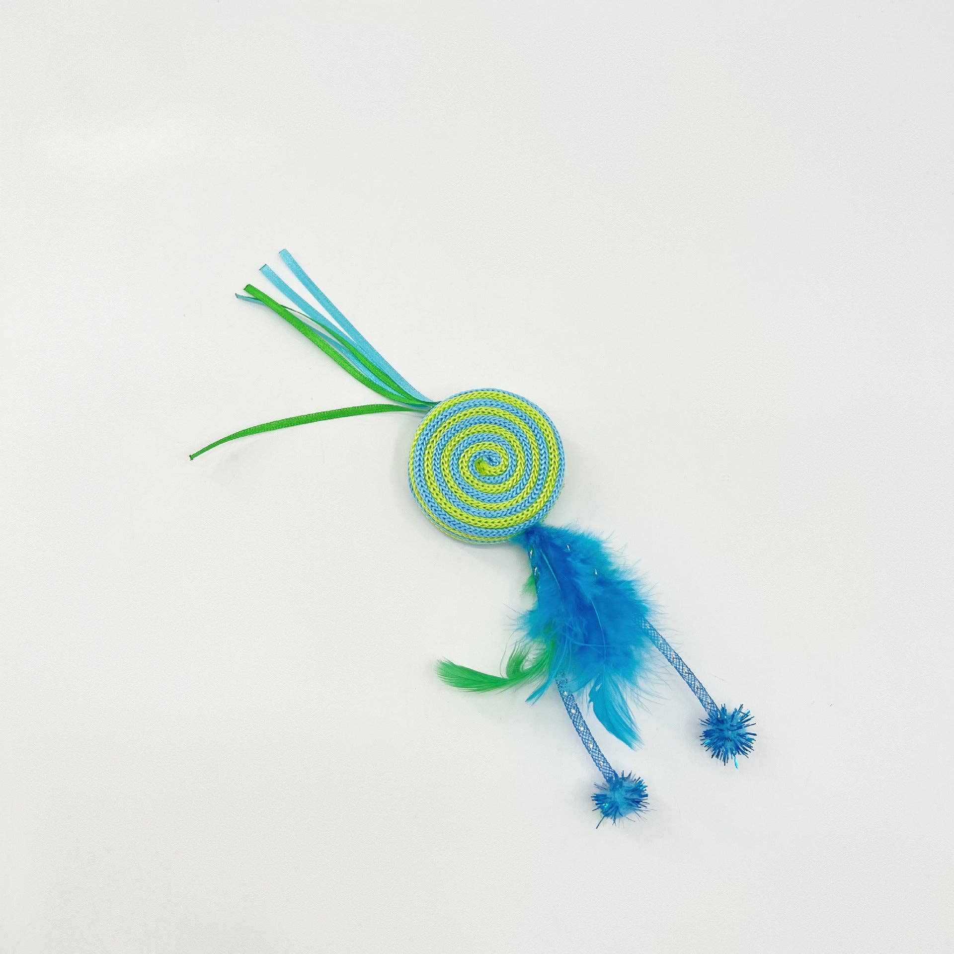 Moo - Candy-Shaped Cat Toy Cheerhunting
