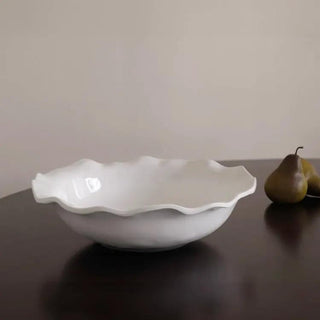 Pasta bowl, white ceramic with a ruffled edge, large size