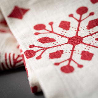 Snowflake Runner Sullivans Home Decor