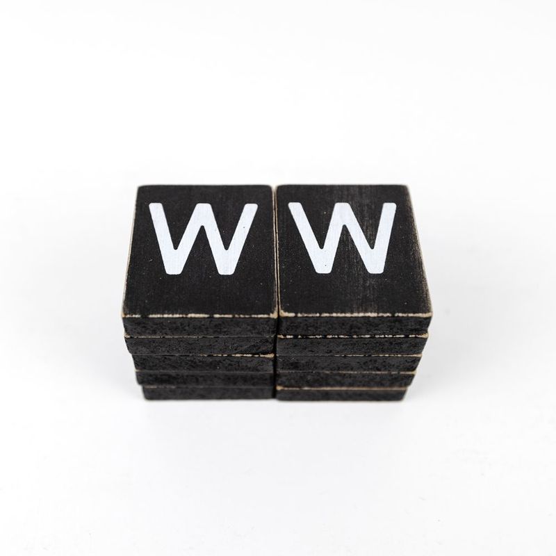 Extra Letters (W) Black/White Adams Ledgie Adams & Co.   