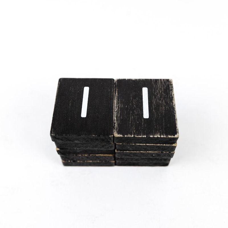 Extra Letters (I) Black/White Adams Ledgie Adams & Co.   